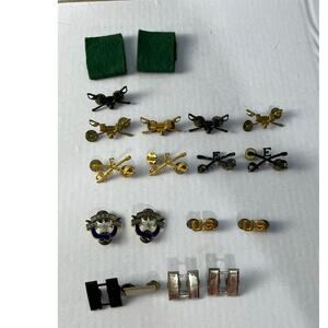 Vintage US Army Insignia Lot Cavalry Infantry US Pins Military